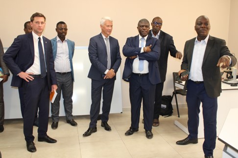 L’Université Polytechnique de San Pedro a reçu, ce Mardi 16 Avril 2024, dans ses locaux, S.E.M. Alexey SALTYKOV, Ambassadeur de la Fédération de Russie en Côte d’Ivoire.