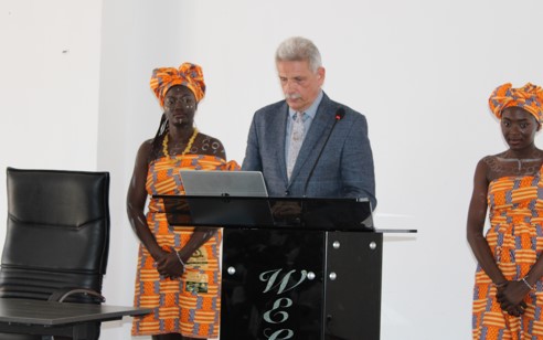 Conférence Prof. KLAUS VAN