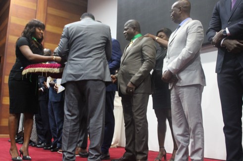 Le Président de l’USP, le Professeur Méké MÉÏTÉ, élevé à la dignité de Commandeur dans l’ordre de l’éducation nationale de CI
