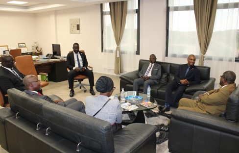 Rencontre d'échanges entre S.E.M Anderson BLANC, Ambassadeur du Canada en Côte d'Ivoire et les étudiant.e.s de l'Université Polytechnique de San Pedro