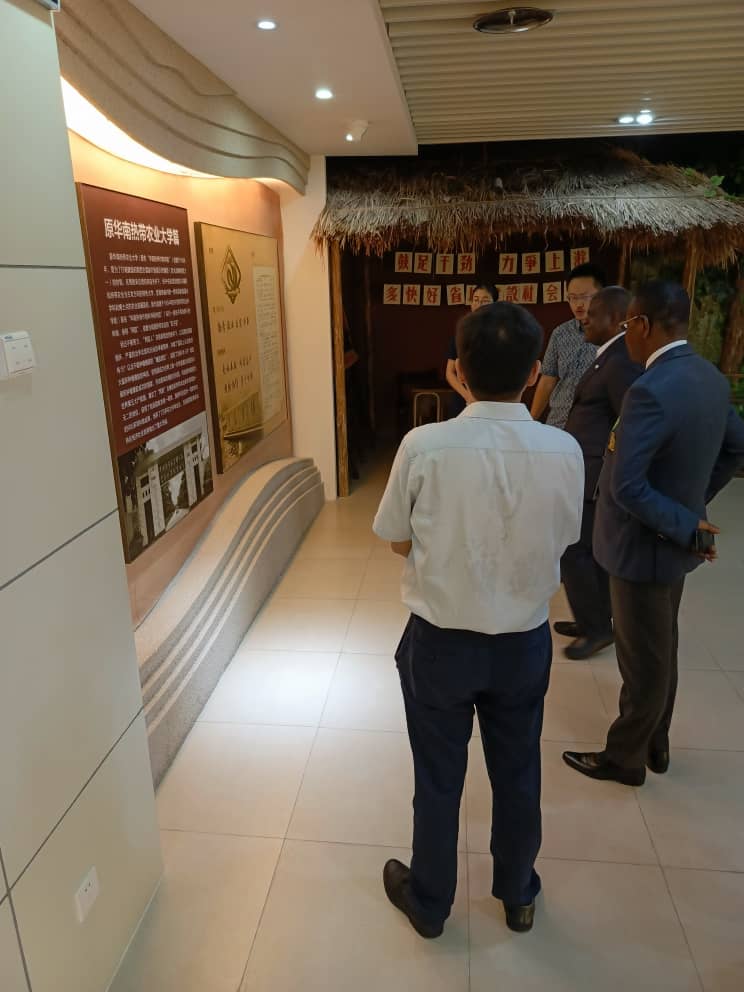 L'Université Polytechnique de San Pedro (Côte d'Ivoire) et l'Université de Hainan (Chine) signent un accord de partenariat