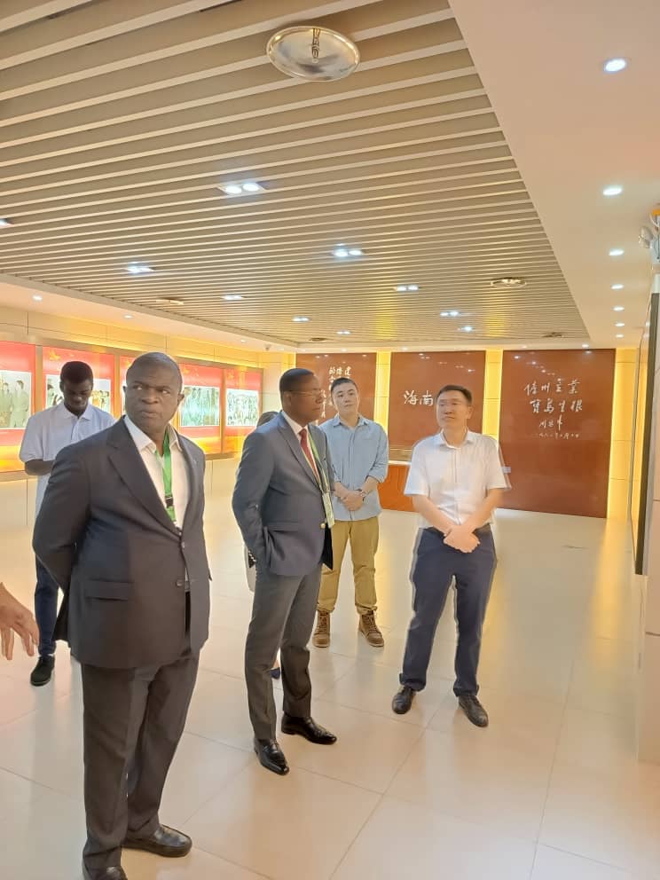 L'Université Polytechnique de San Pedro (Côte d'Ivoire) et l'Université de Hainan (Chine) signent un accord de partenariat